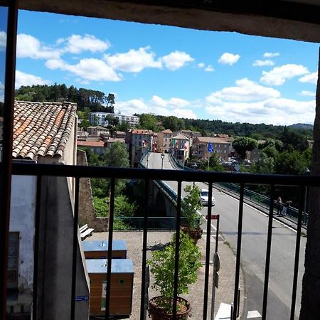 Appartement F1 Meuble 3 Personnes Aubenas Dış mekan fotoğraf